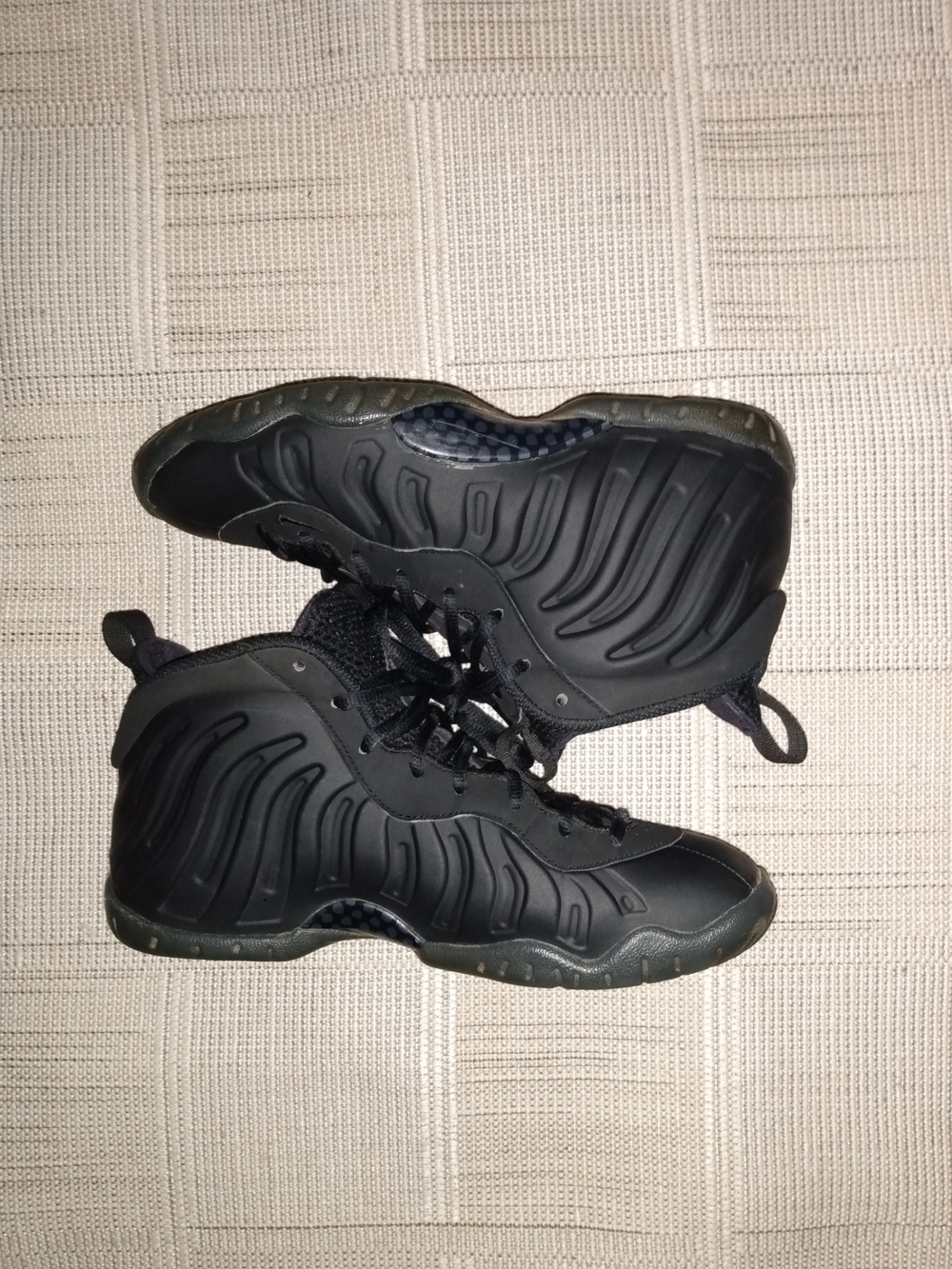 $125 Obo Size 7y All-Black Foamposite  Sneakers